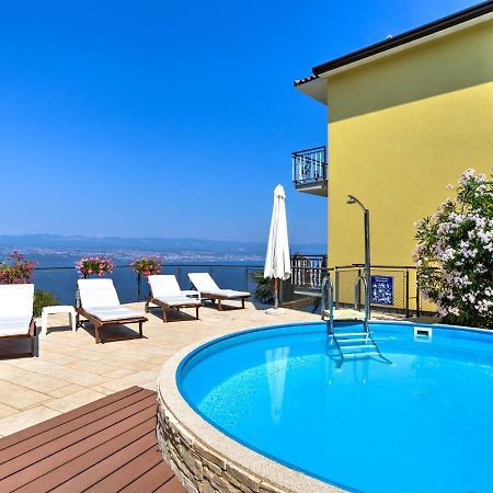 Apartment Laurus-2 By Interhome Lovran Dış mekan fotoğraf