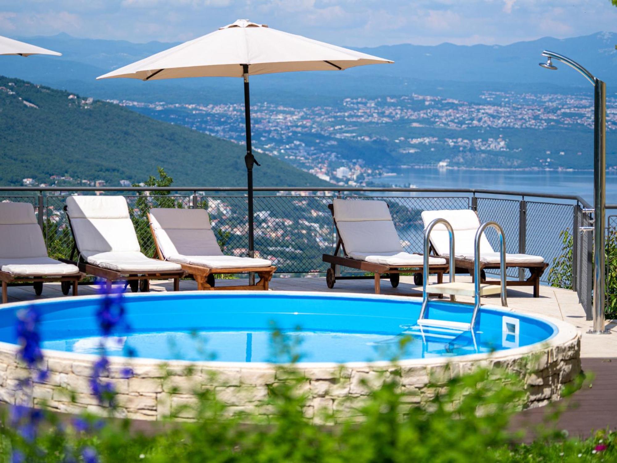 Apartment Laurus-2 By Interhome Lovran Dış mekan fotoğraf