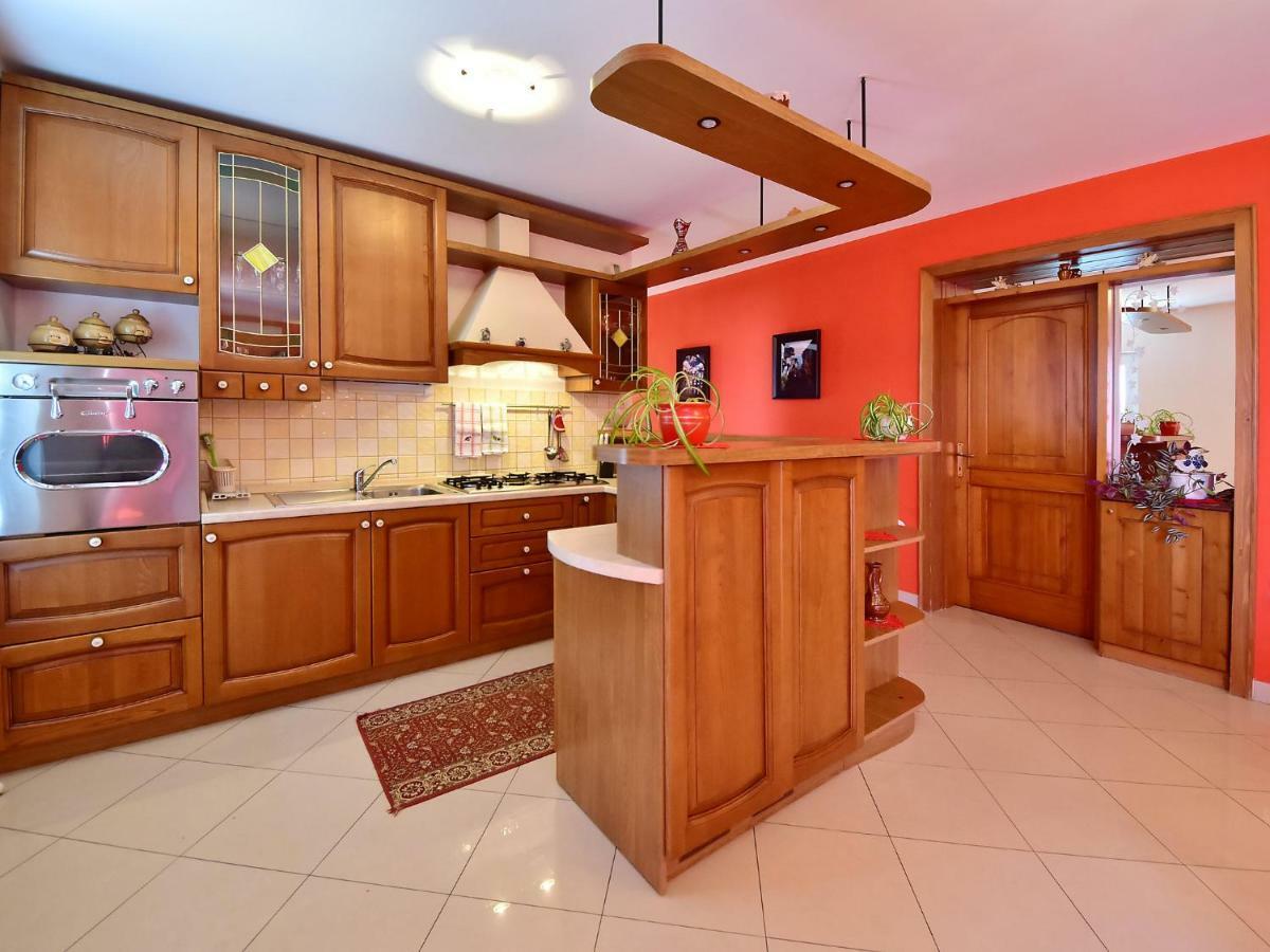 Apartment Laurus-2 By Interhome Lovran Dış mekan fotoğraf