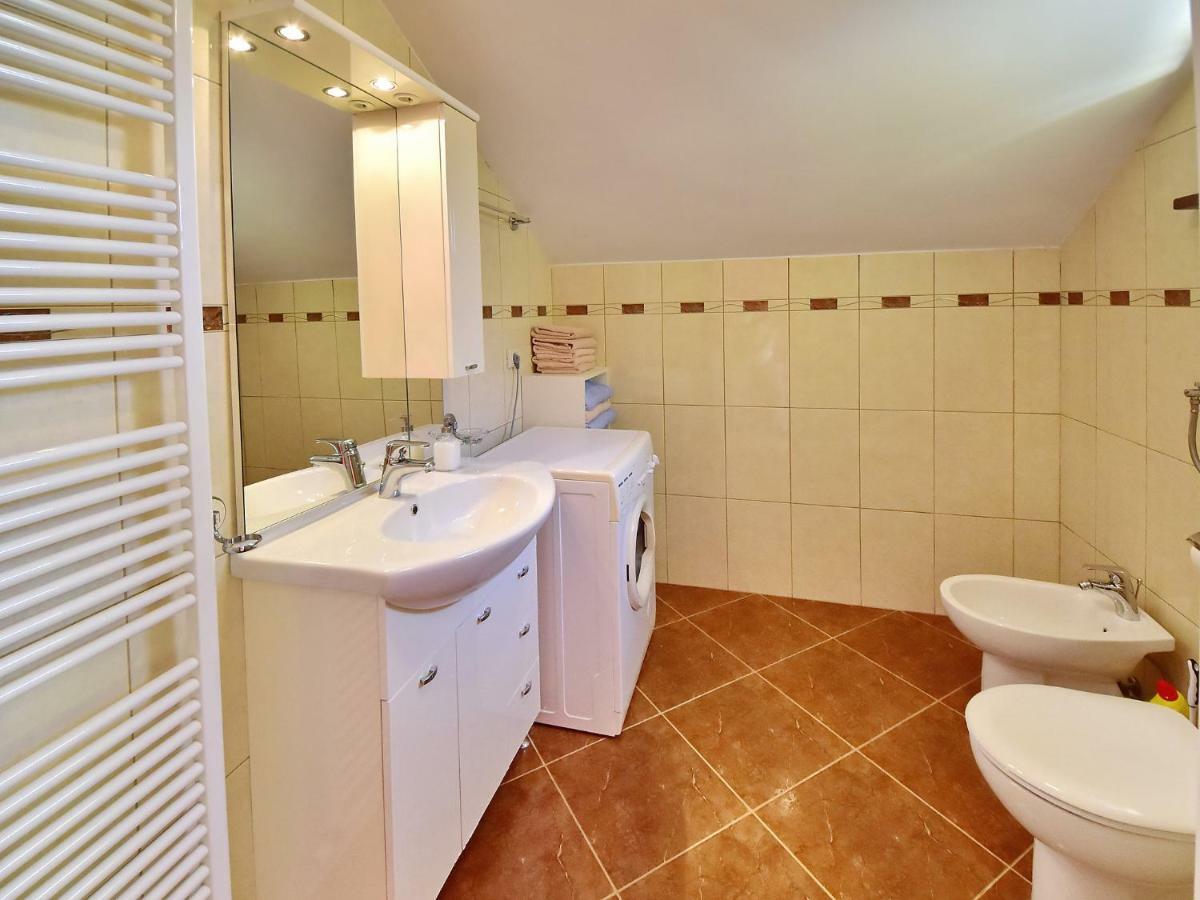 Apartment Laurus-2 By Interhome Lovran Dış mekan fotoğraf