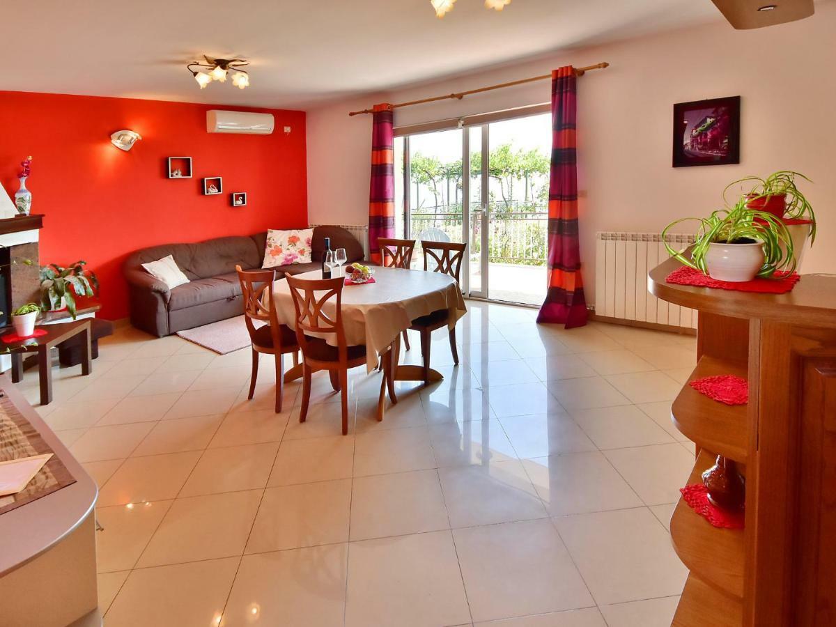 Apartment Laurus-2 By Interhome Lovran Dış mekan fotoğraf